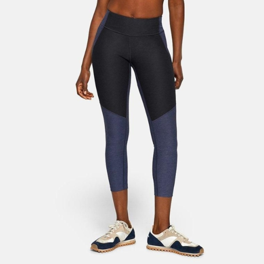 Outdoor Voices Two-Tone Leggings 3/4 Length